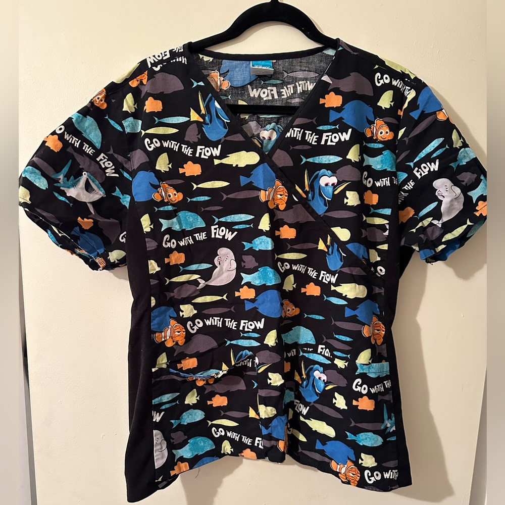 Disney Finding Dory Scrub Top, Size XL